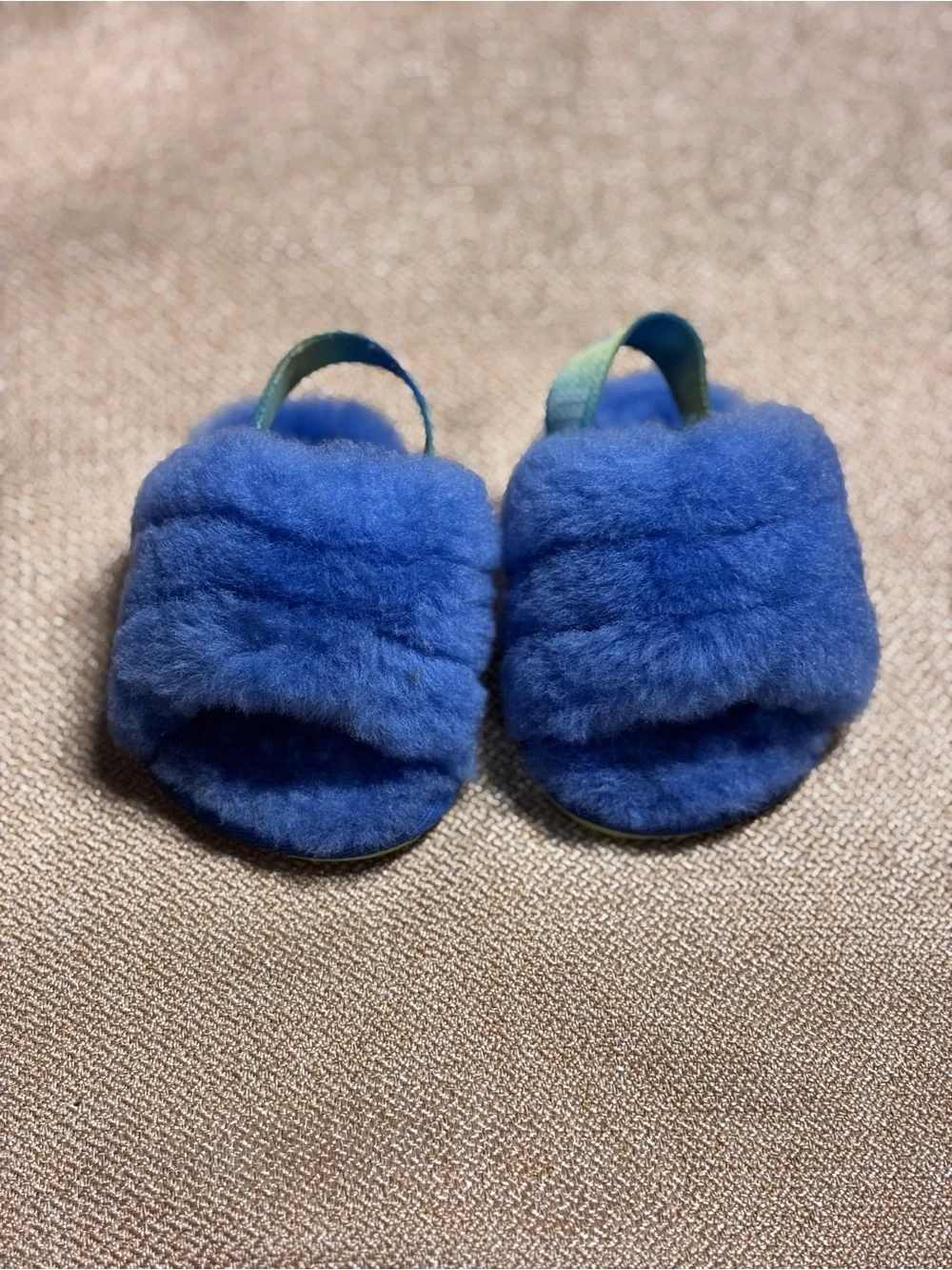 UGG Baby fluff yeah slides size 2/3 Blue
